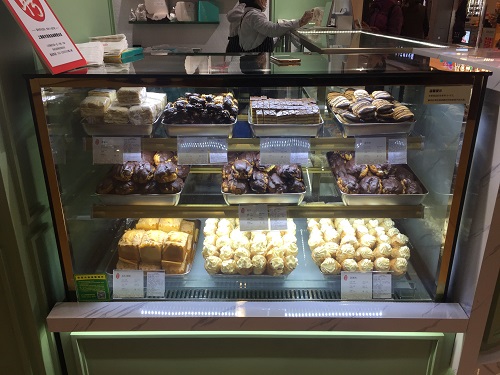 甜品店蛋糕冷藏柜.jpg 甜品店蛋糕冷藏柜.jpg