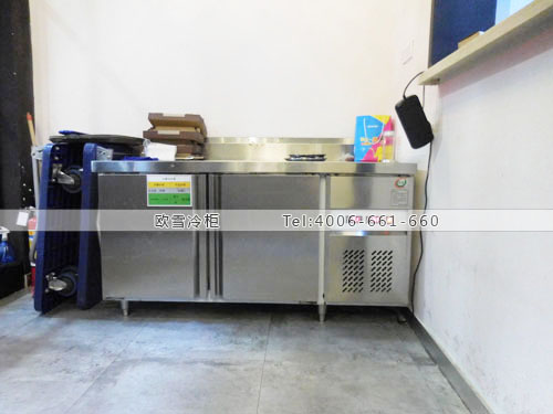 廚房保鮮柜工作臺(tái)冰柜.jpg 廚房保鮮柜工作臺(tái)冰柜.jpg