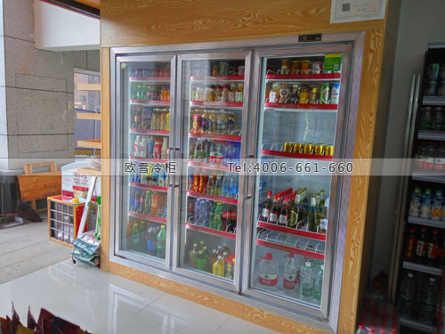 A280湖南省長(zhǎng)沙市開(kāi)福區(qū)芙蓉興盛便利店飲料柜