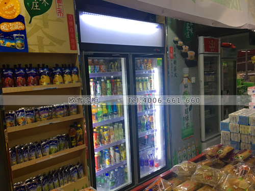 A352福建省廈門市思明區(qū)中山超市飲料展示柜