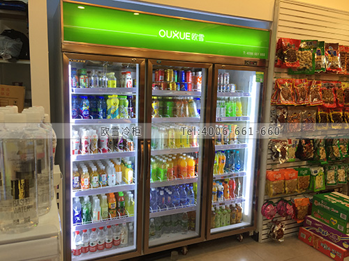 A404重慶市火車北站重慶土特產(chǎn)飲料展示柜