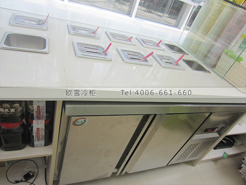 E073深圳南山思密客凍酸奶店工作臺(tái)冷柜