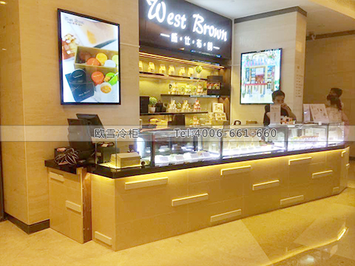 F092深圳南山歡樂海岸威士布朗甜品店蛋糕柜